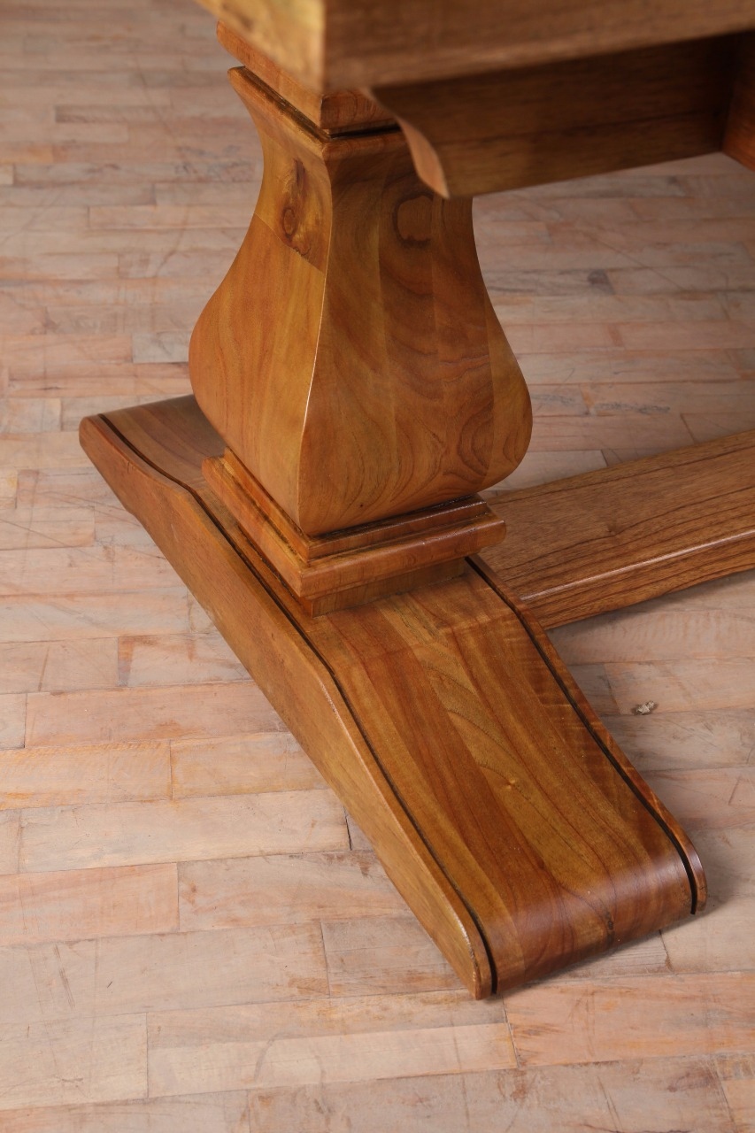 Welbeck Dining Table - Image 5
