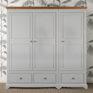 Large Triple wardrobe with drawers