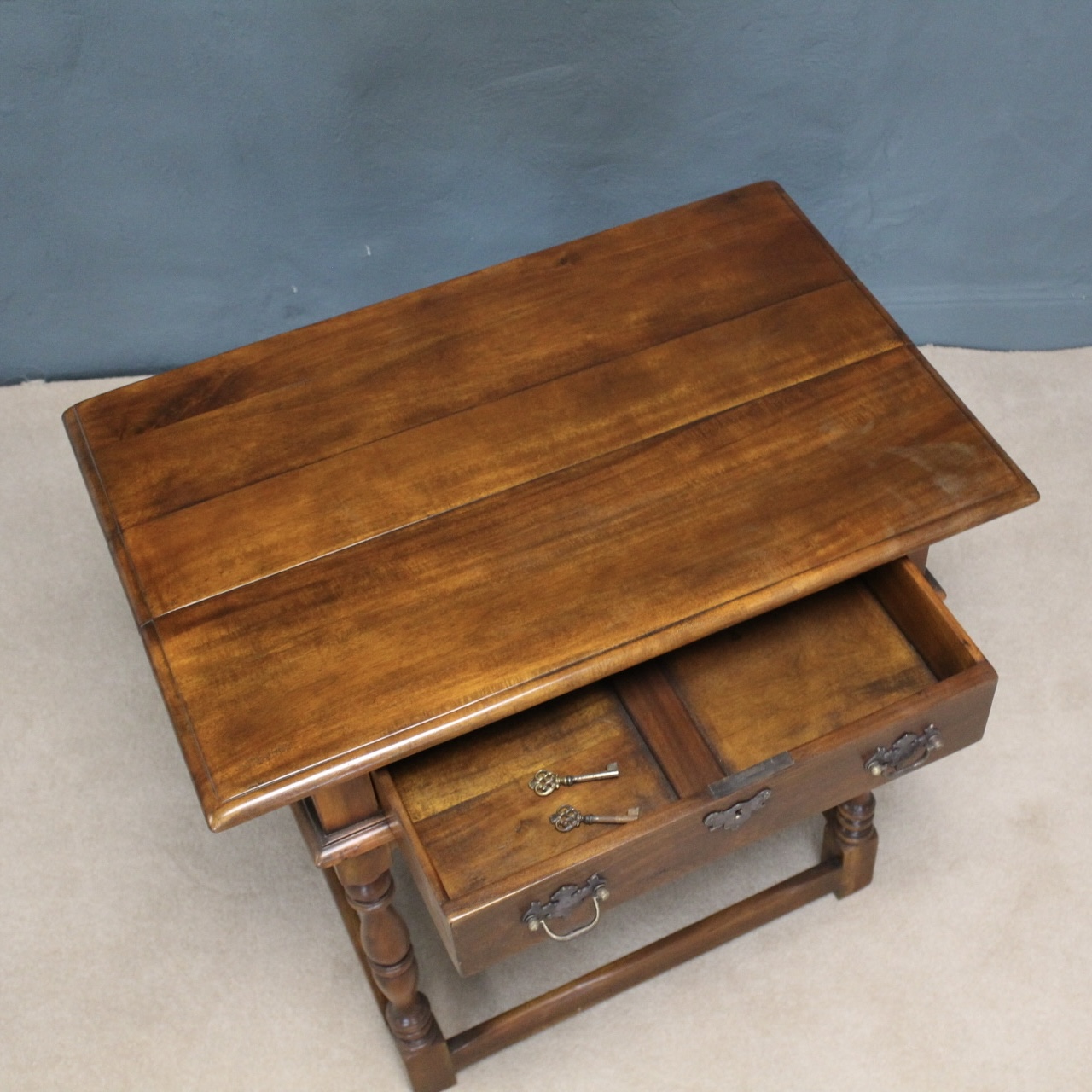 Hall Table in Solid Walnut with one Drawer - Image 3