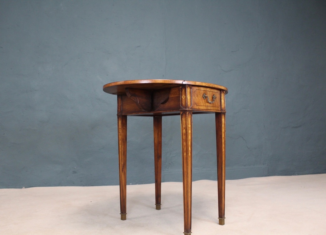 Pembroke Drop Leaf Side Table - Image 4