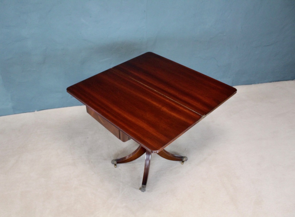 Flip Top Mahogany Dining Table sters Distinctive Furniture