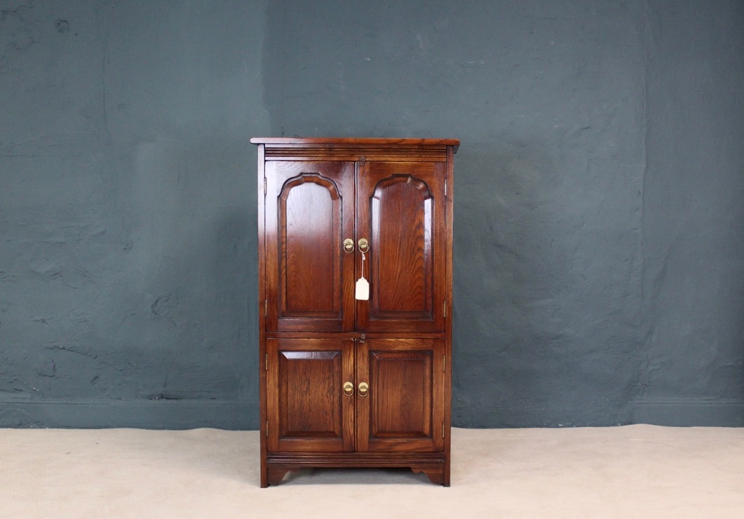 Oak Hi Fi Cabinet - Image 2