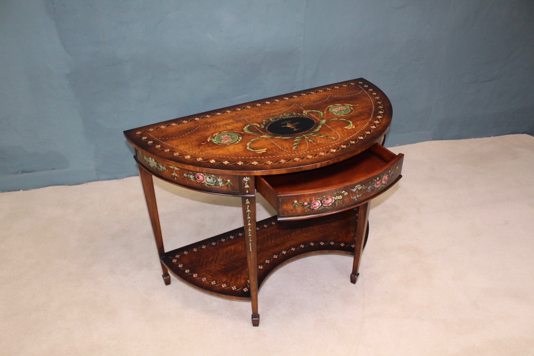 Console Table - Image 3