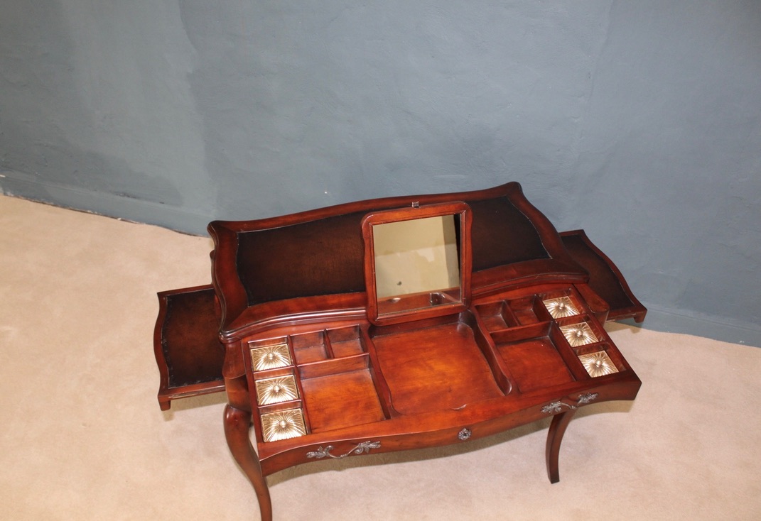 Walnut Dressing Table - Image 3