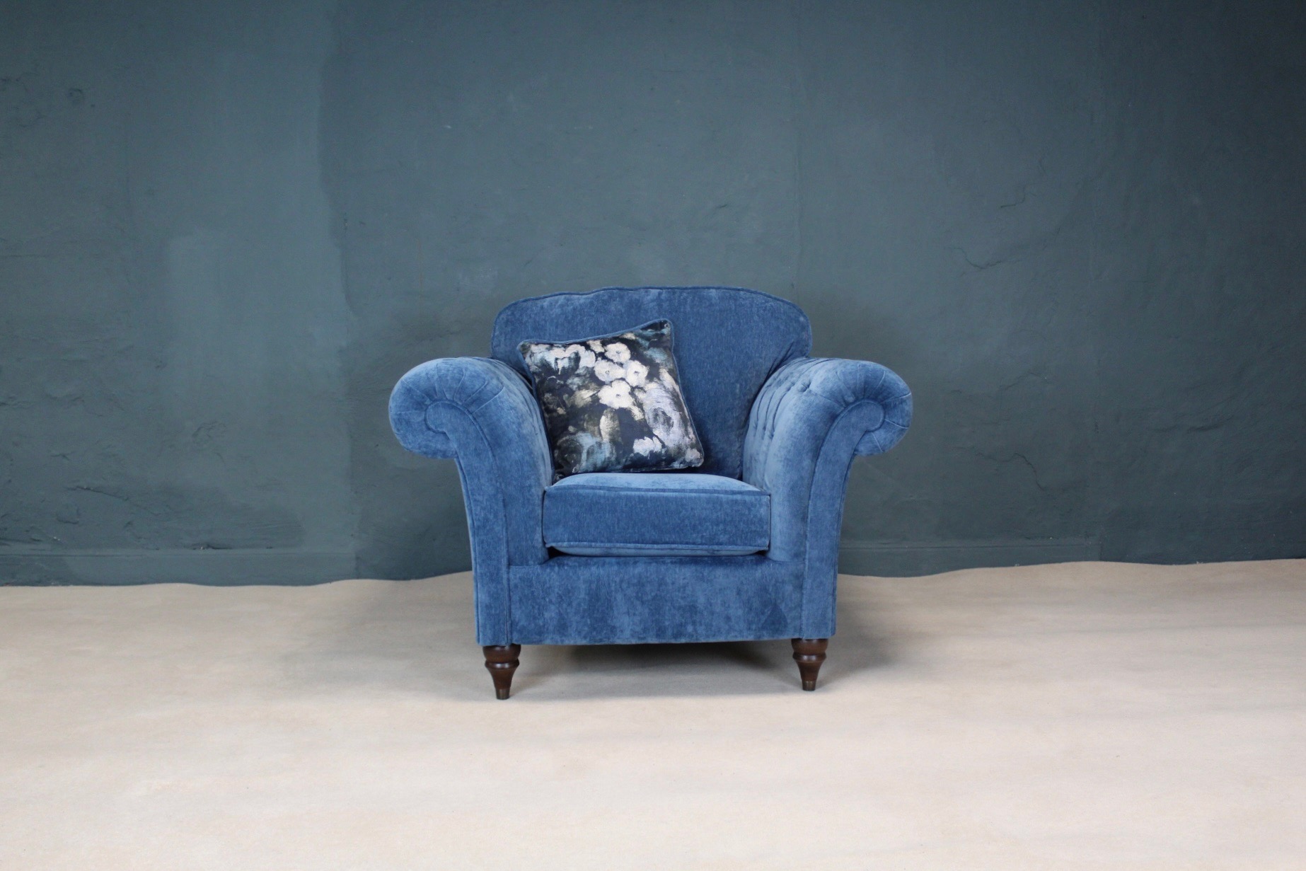 Renaissance Chair - Image 2