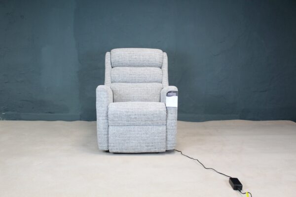 Summerly Recliner