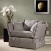 Broadway love chair