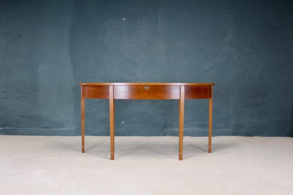 Half moon Console