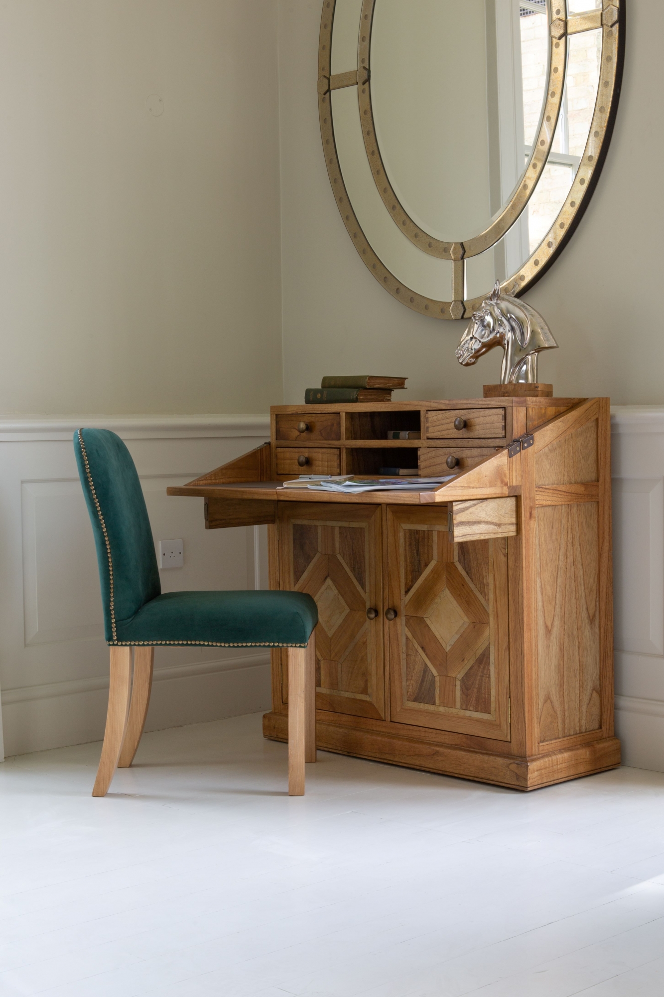 Welbeck Campaign Desk - Image 3