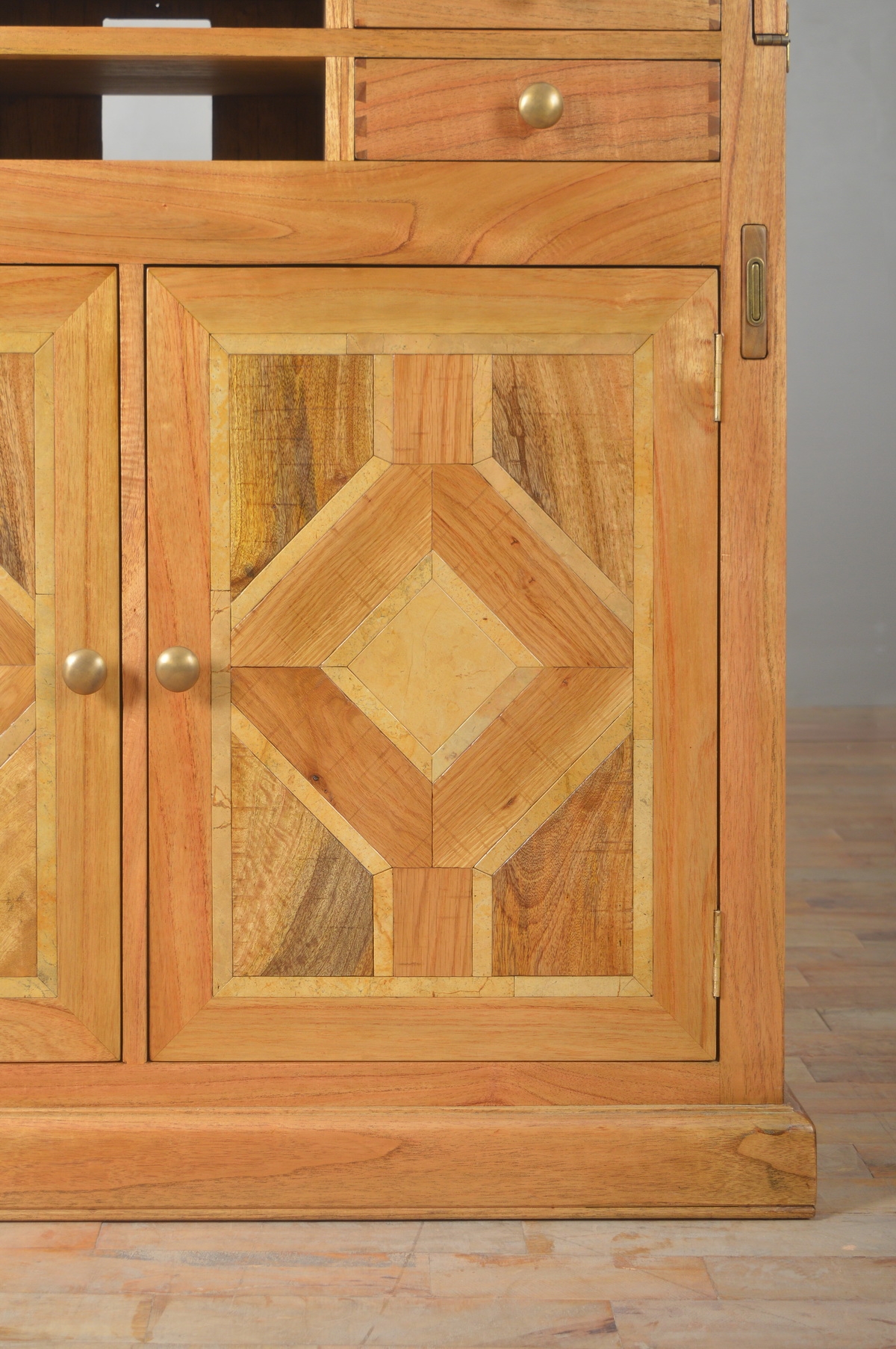 Welbeck Campaign Desk - Image 6