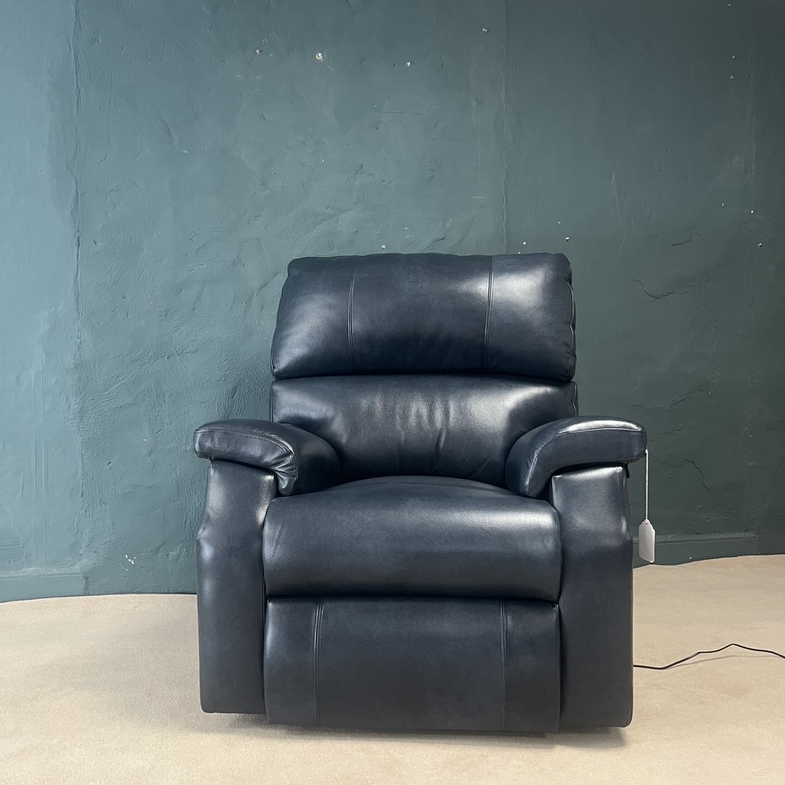 Celebrity Newstead Electric Recliner - Image 2