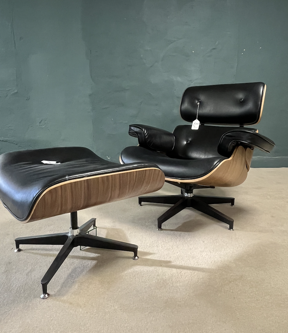 Eames style lounge chair