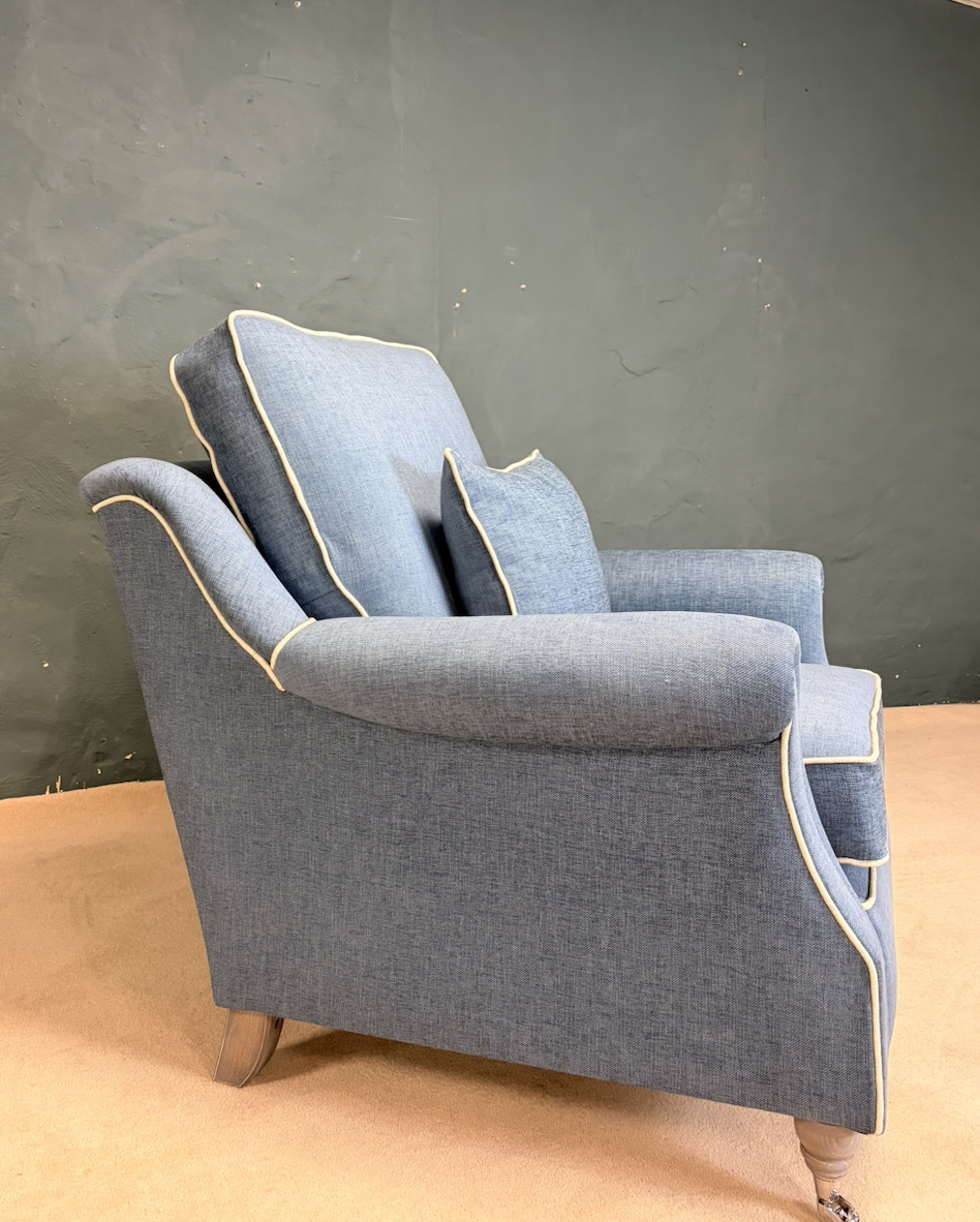 Steed Hatfield 3 Seater Sofa and Chair - Image 3